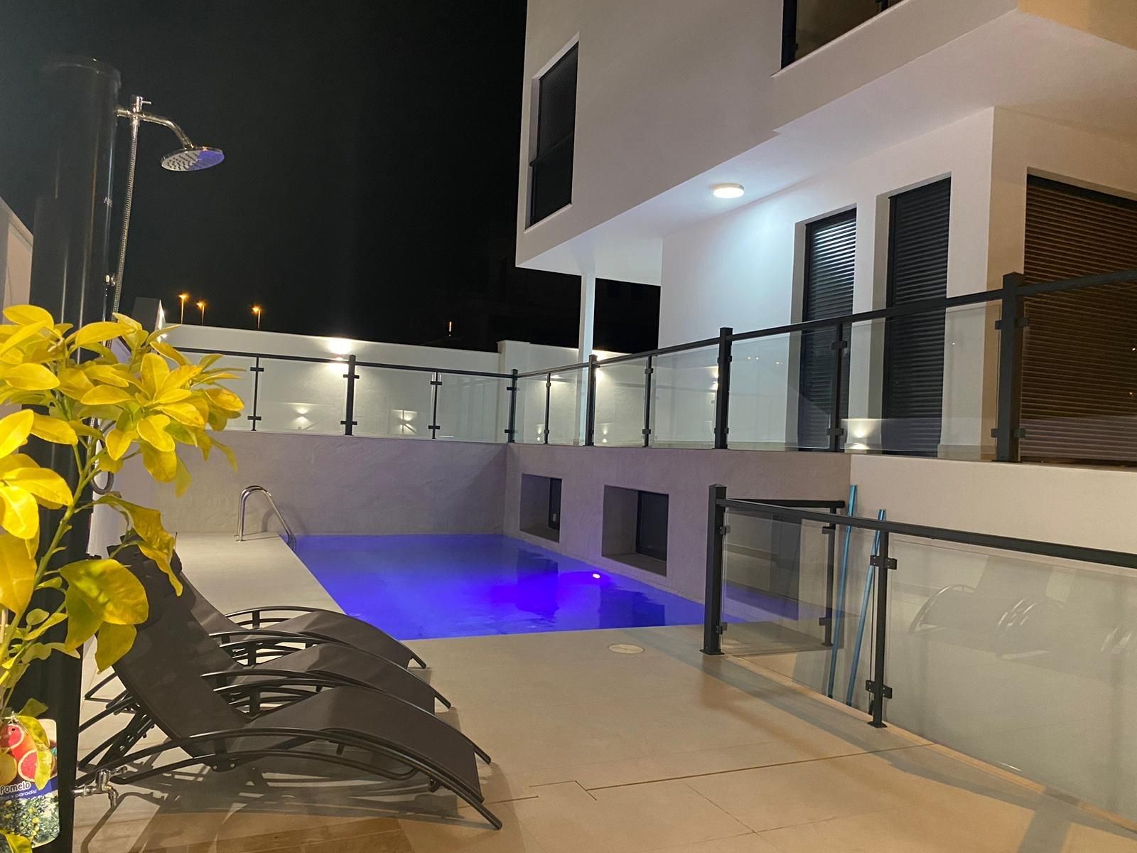 Swimming pool of House or chalet for sale in Nerja  with Air Conditioner, Terrace and Swimming Pool