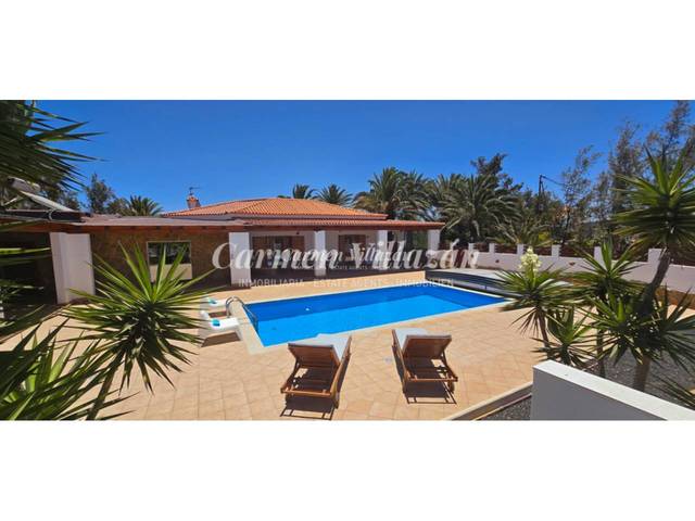 Casa-chalet en Venta en Calle Callejón La Fanega en Triquivijate