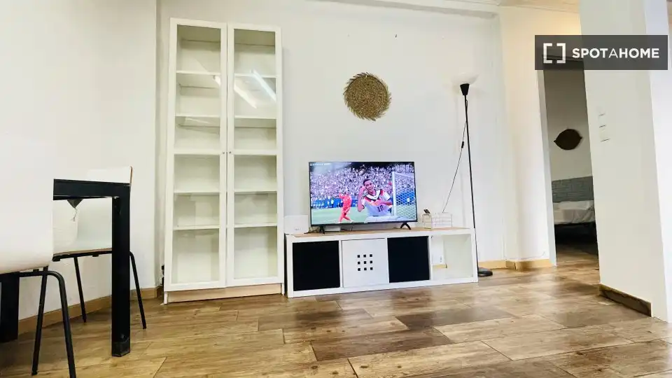 Living room of Flat for rent in Valencia  with Air Conditioner, Heating and Furnished