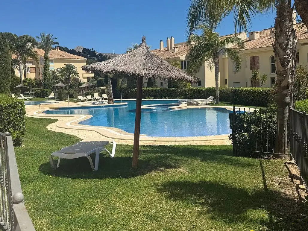 Schwimmbecken von Wohnungen zur Miete in Altea mit Klimaanlage, Heizung und Terrasse