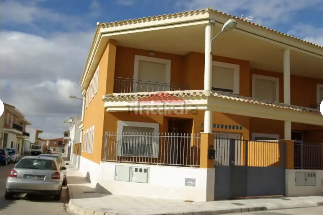 Maison mitoyenne à vendre à Pedanías - Extrarradio