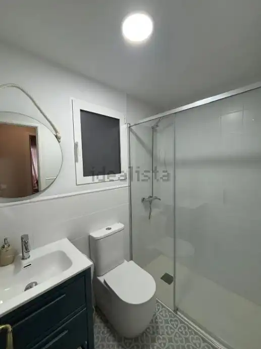 Bathroom of Flat for rent in La Pobla de Vallbona  with Air Conditioner, Furnished and Oven