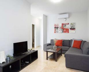 Living room of Apartment to share in  Santa Cruz de Tenerife Capital  with Air Conditioner and Terrace