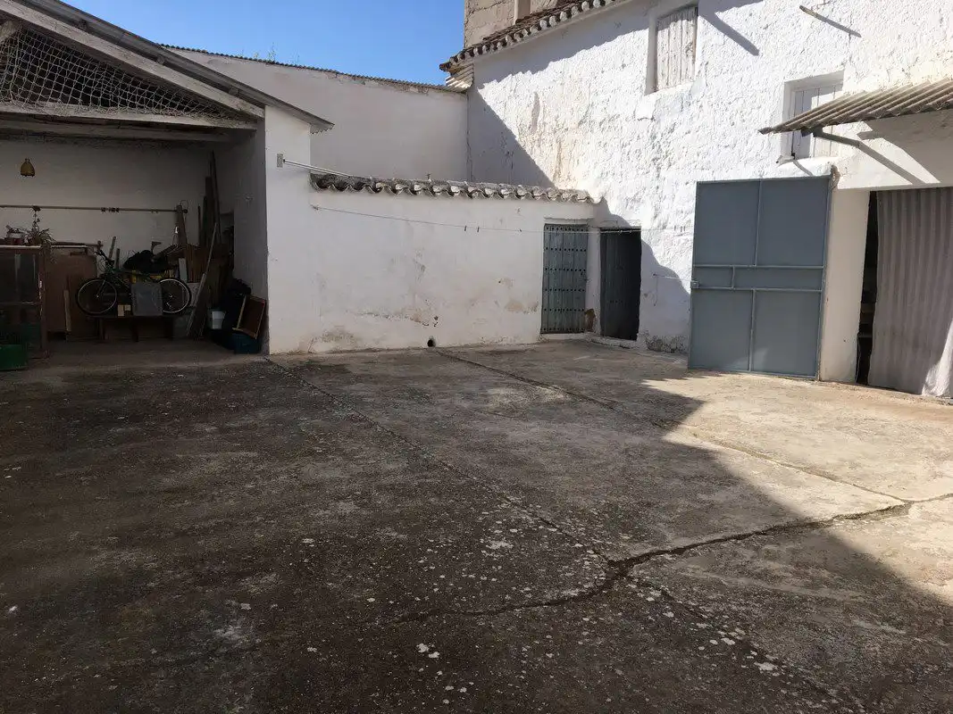 Exterior view of Houses for sale in Valdepeñas  with Heating and Storage room