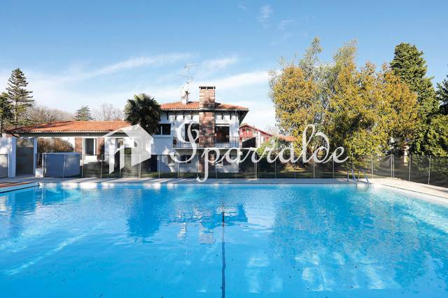 Casa-chalet en Venta en Hendaye