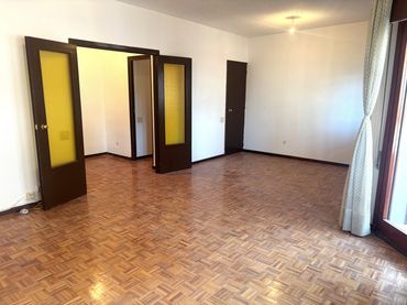 Pis amb ascensor en venda a Oña