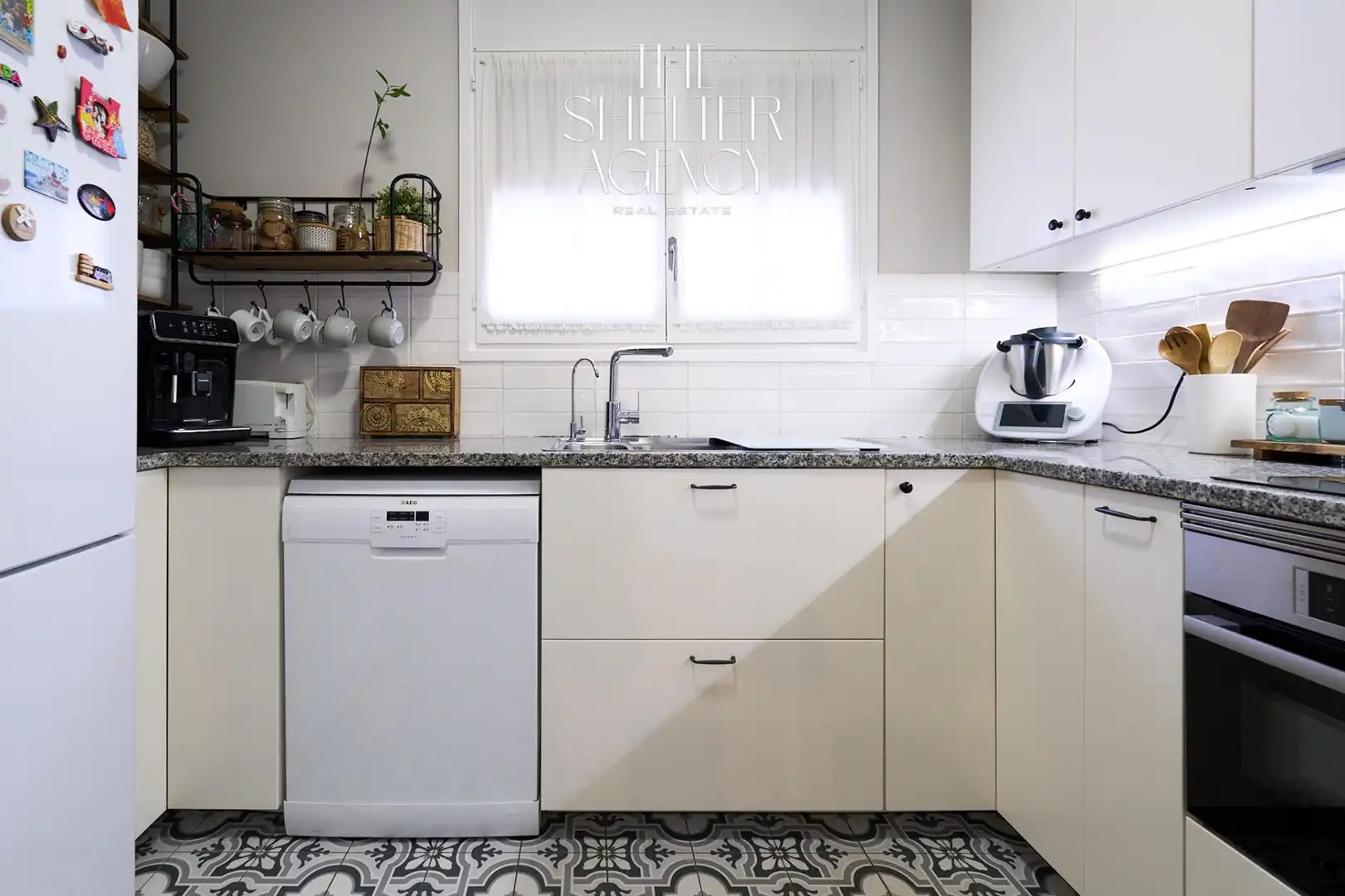 Cocina de Casa adosada en venta en Sant Pere de Ribes con Aire acondicionado, Calefacción y Terraza