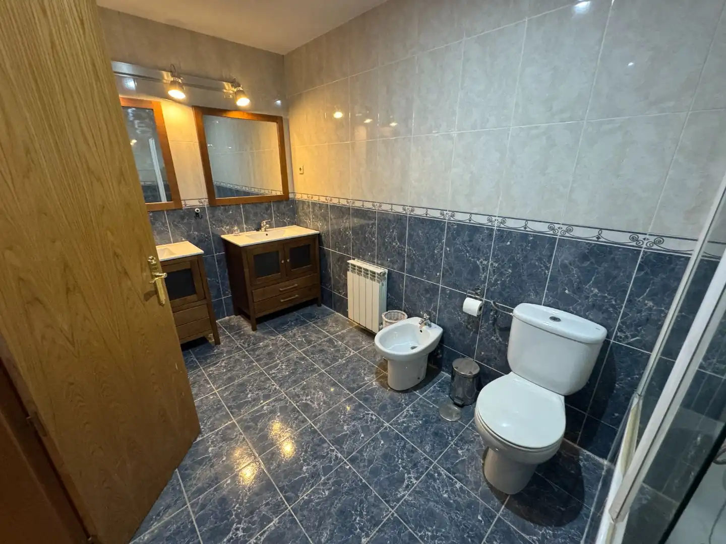 Bathroom of Houses for sale in Aranjuez  with Air Conditioner, Heating and Parquet flooring