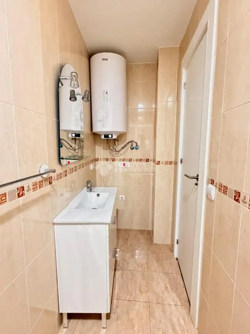 Bathroom of Flat for sale in Segovia