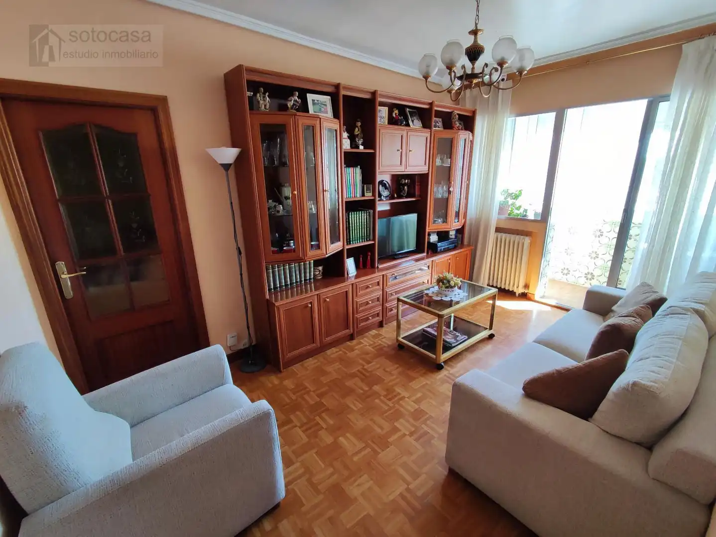 Sala d'estar de Pis en venda en Valladolid amb Calefacció
