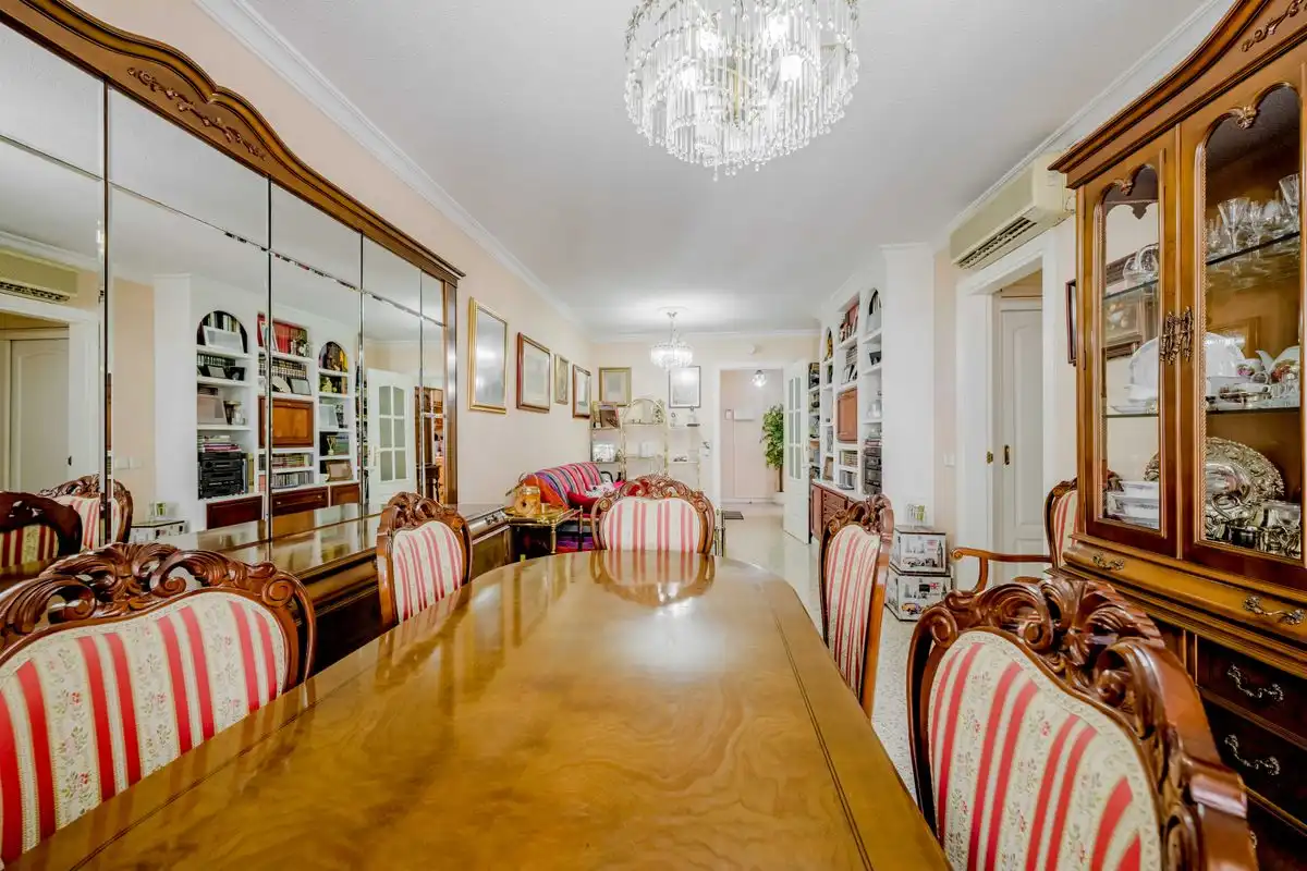 Comedor de Piso en venta en Sevilla con Aire acondicionado, Calefacción y Terraza