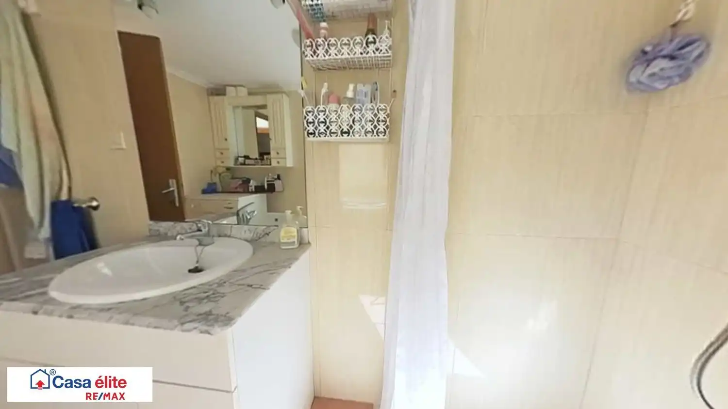 Bany de Casa o xalet en venda en Valderrey amb Calefacció, Terrassa i Traster