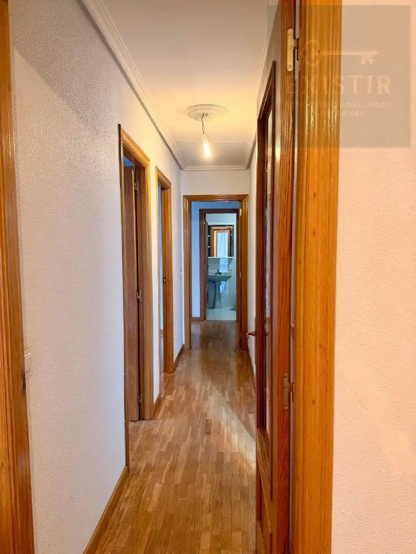 Piso en venta en Ave María