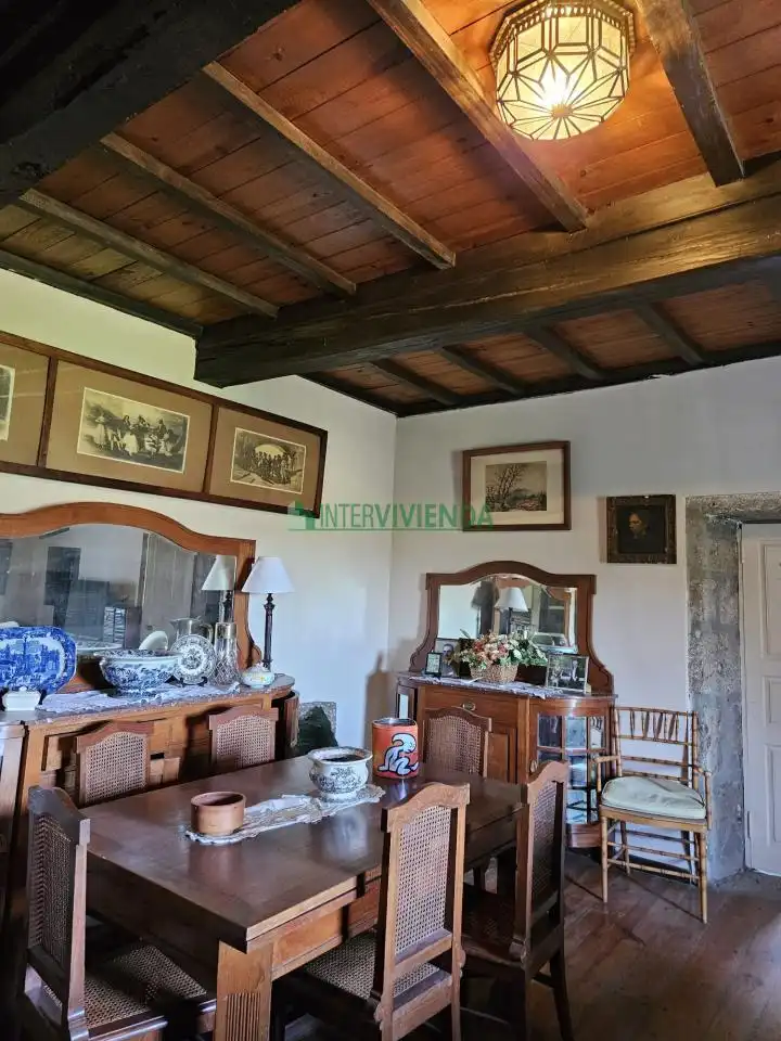 Comedor de Finca rústica en venta en A Cañiza   con Calefacción, Jardín privado y Terraza