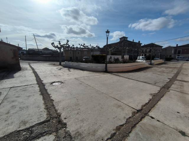 Local comercial en Venta en Melgar de Fernamental