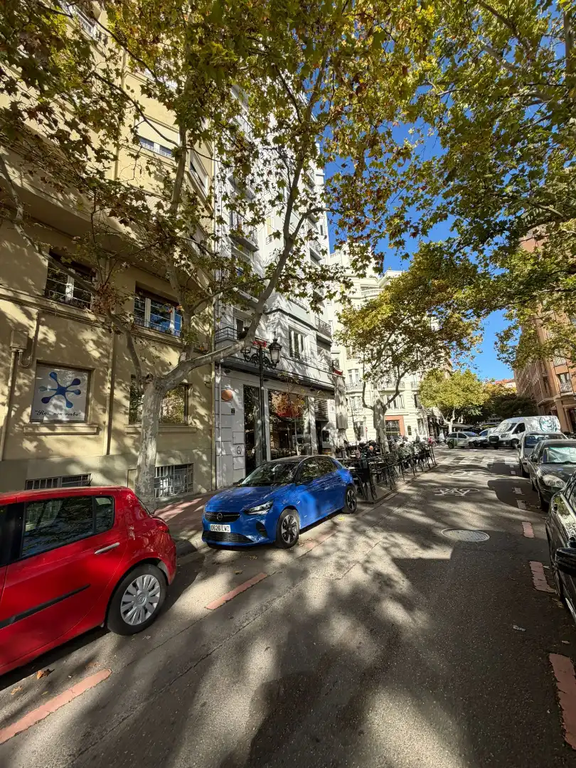 Exterior view of Flat for sale in Zaragoza  with Heating, Terrace and Furnished