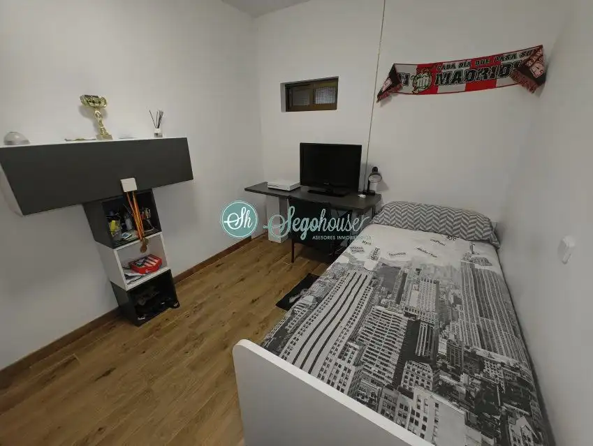 Habitación de Piso en venta en Casla con Calefacción y Trastero