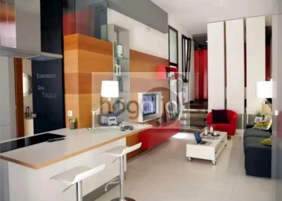 Sala d'estar de Estudi de lloguer en Sevilla amb Aire condicionat i Moblat