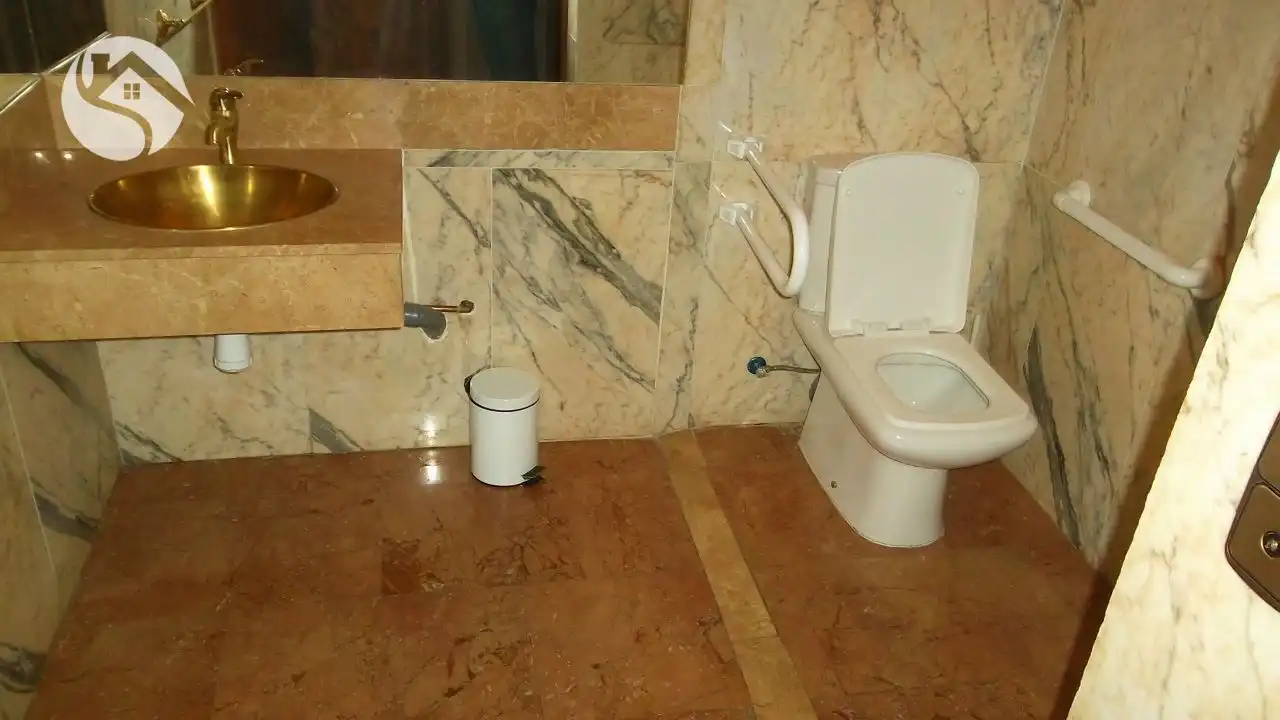 Local comercial en venda a Centro, imagen 3