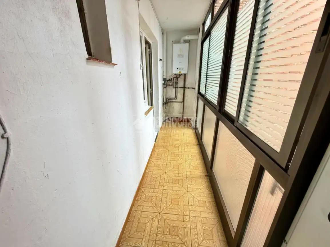 Piso en venta en León Capital  con Calefacción, Terraza y Trastero