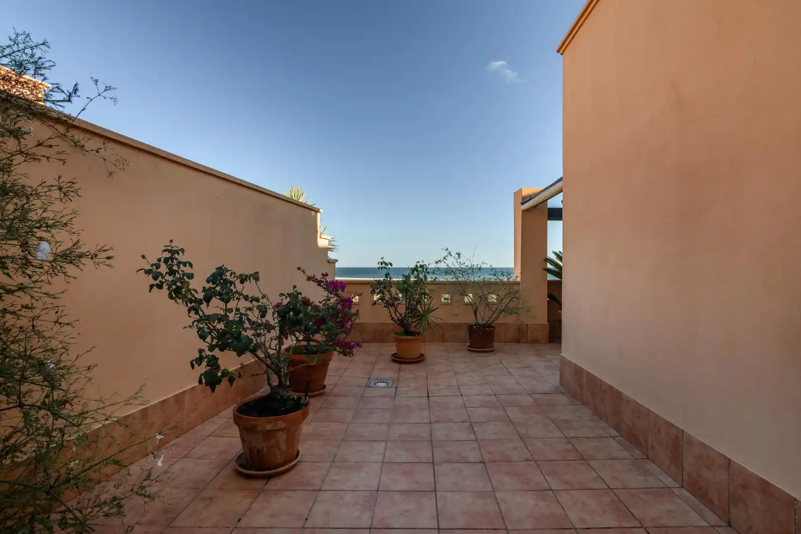 Terrasse von Dachboden zum Verkauf in Ayamonte mit Terrasse, Abstellraum und Möbliert