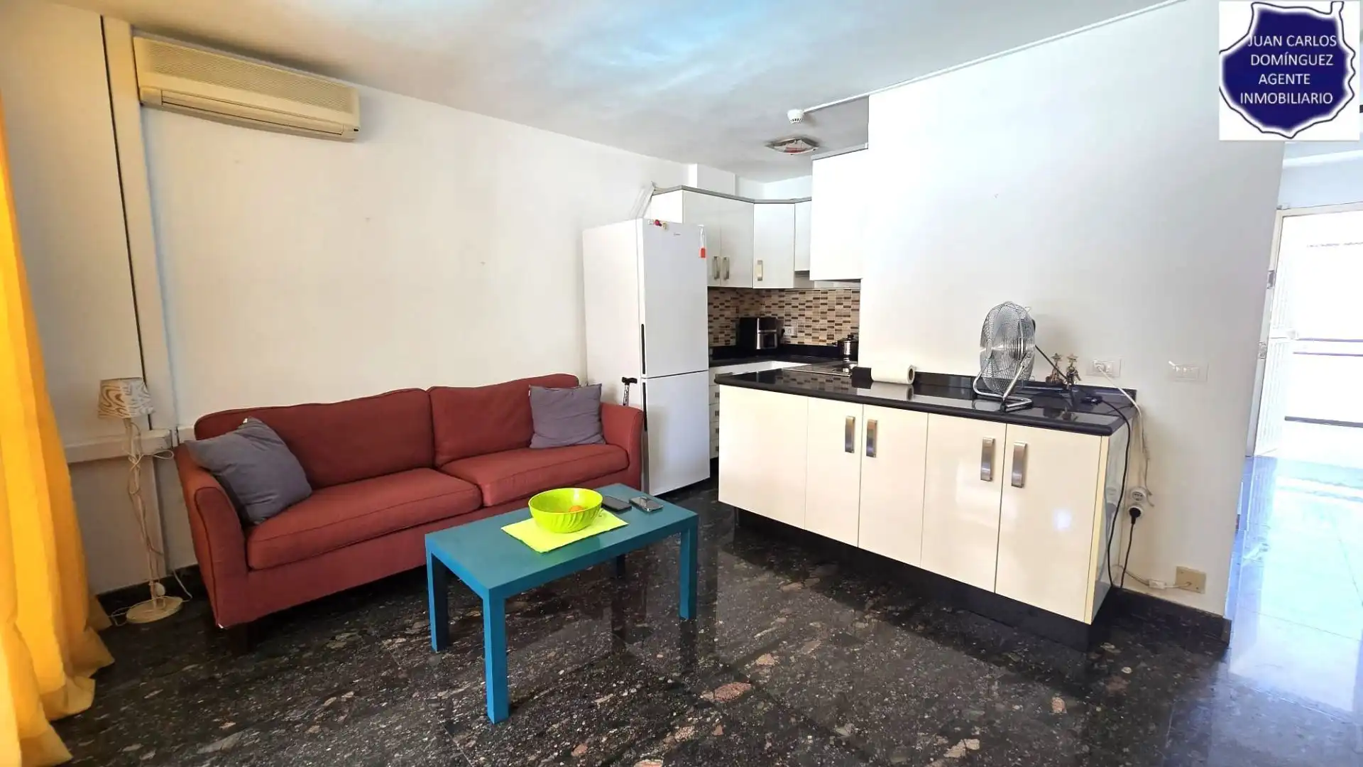 Cuina de Apartament de lloguer en San Bartolomé de Tirajana amb Aire condicionat, Terrassa i Moblat
