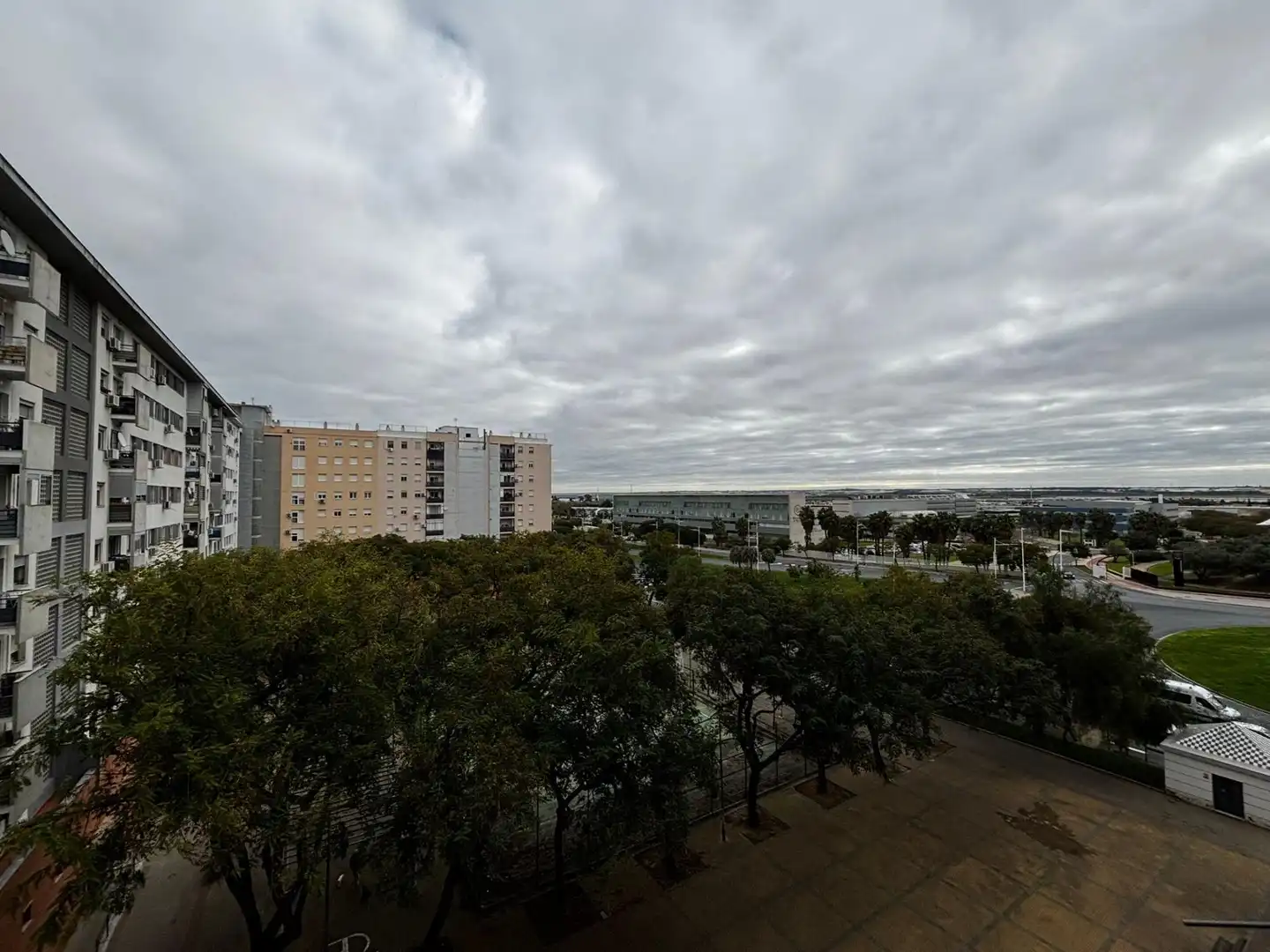 Vista exterior de Pis en venda en Huelva amb Aire condicionat i Traster