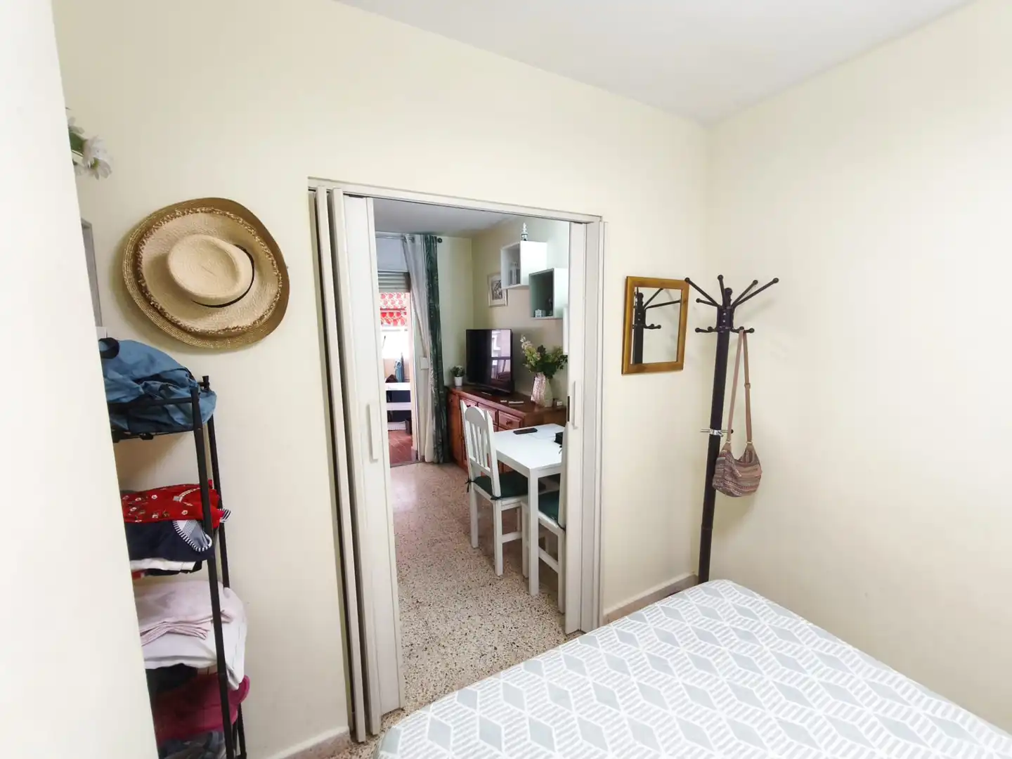 Habitación de Apartamento en venta en Salou con Aire acondicionado, Terraza y Lavadora