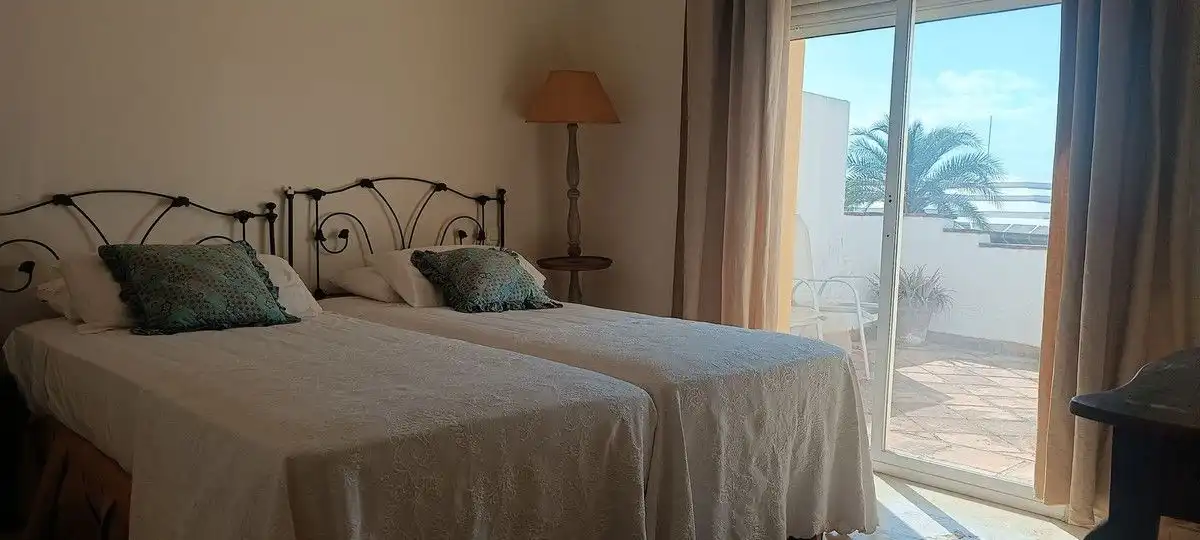 Habitación de Ático en venta en Marbella con Aire acondicionado, Calefacción y Terraza