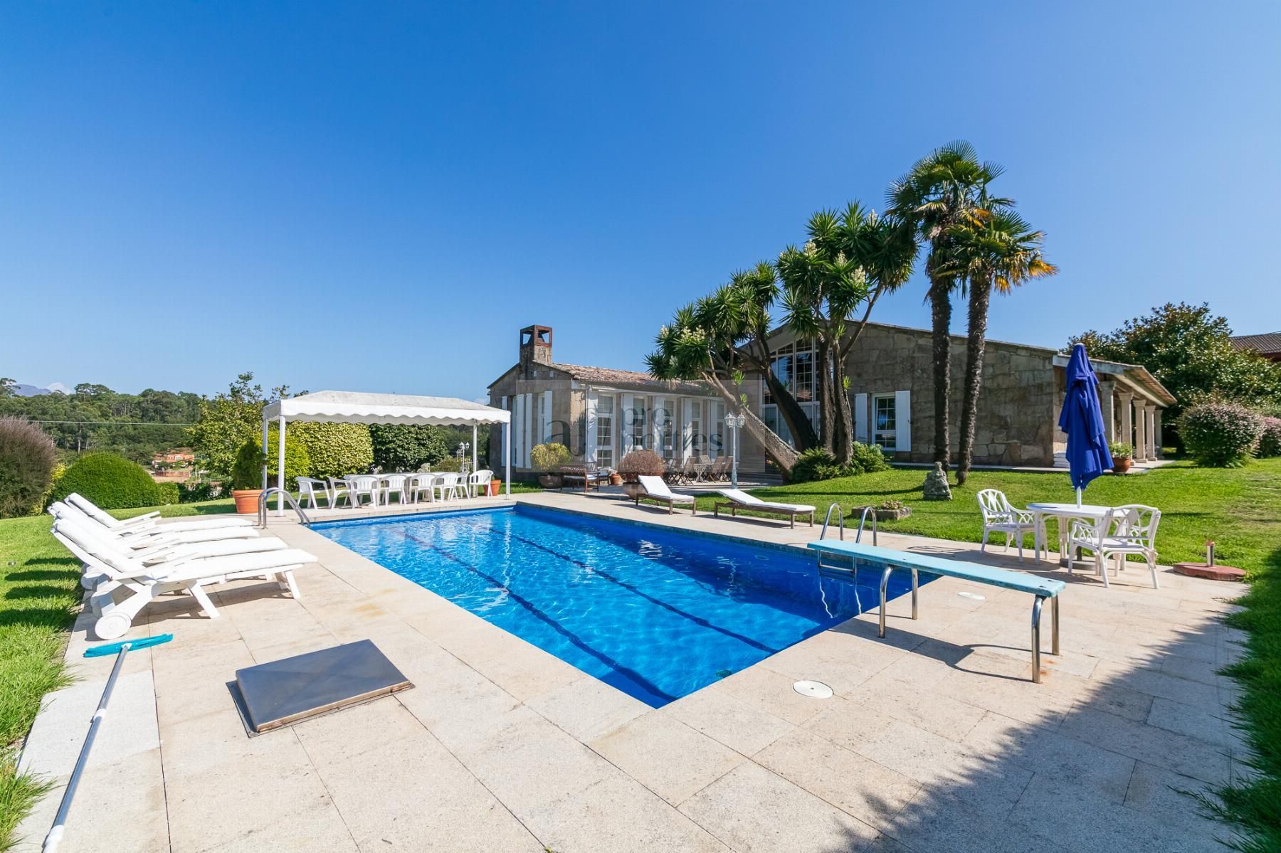 House or chalet for sale in Benito Farina, Baiona