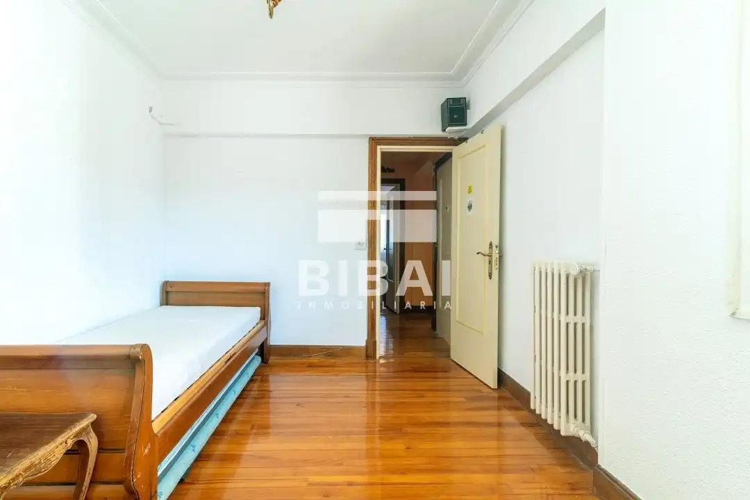 Schlafzimmer von Wohnung zum Verkauf in Arrasate / Mondragón mit Heizung