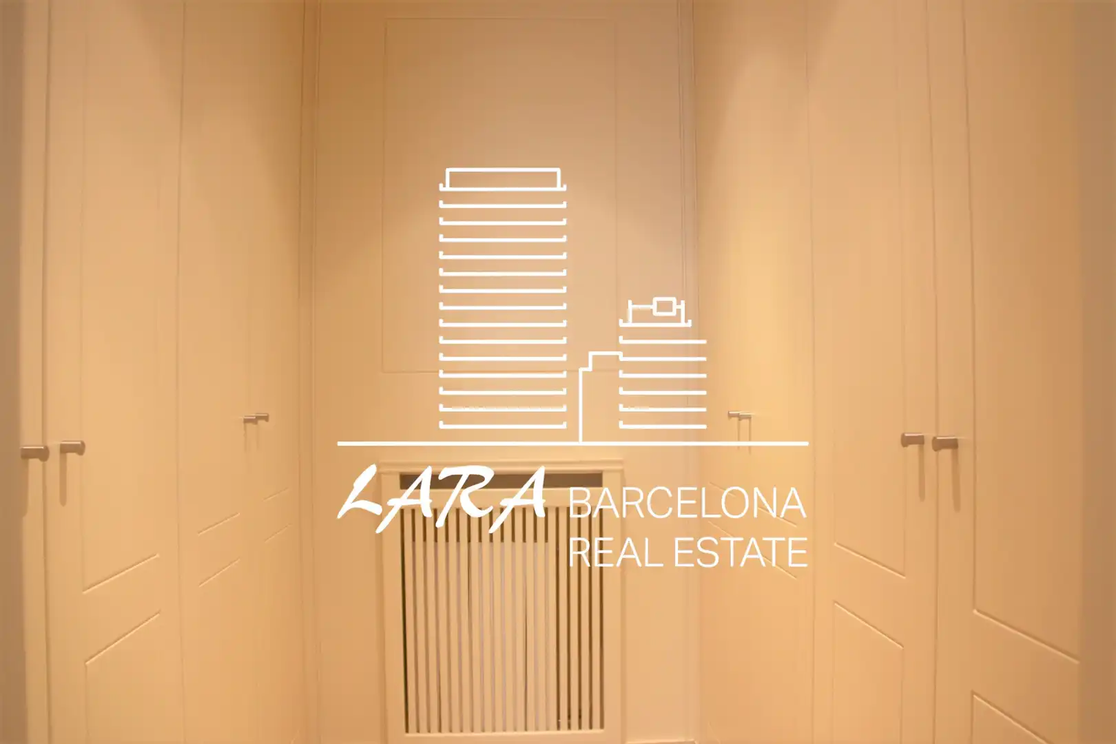 Vista exterior de Casa o chalet de alquiler con opción a compra en Viladecans con Aire acondicionado, Calefacción y Jardín privado