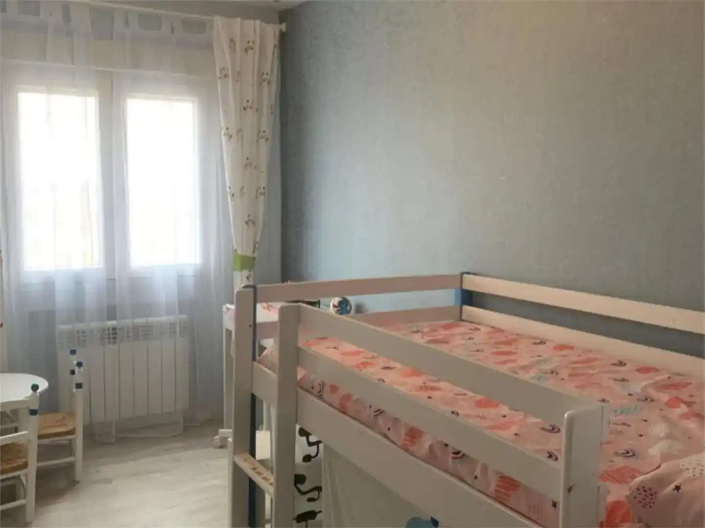 Schlafzimmer von Wohnung zur Miete in  Madrid Capital mit Klimaanlage, Schwimmbad und Balkon