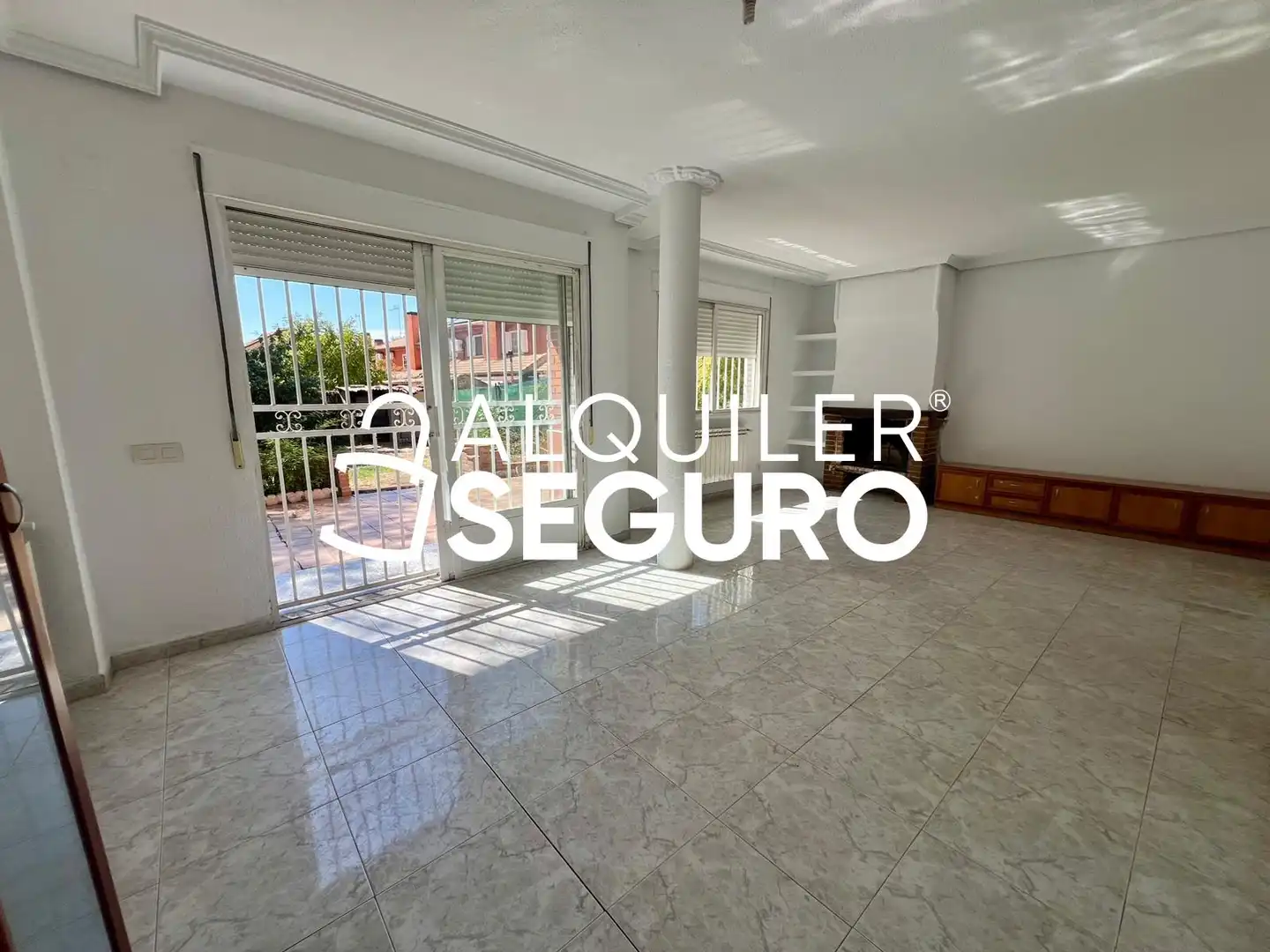 Exterior view of Houses for rent in Daganzo de Arriba  with Air Conditioner, Heating and Terrace