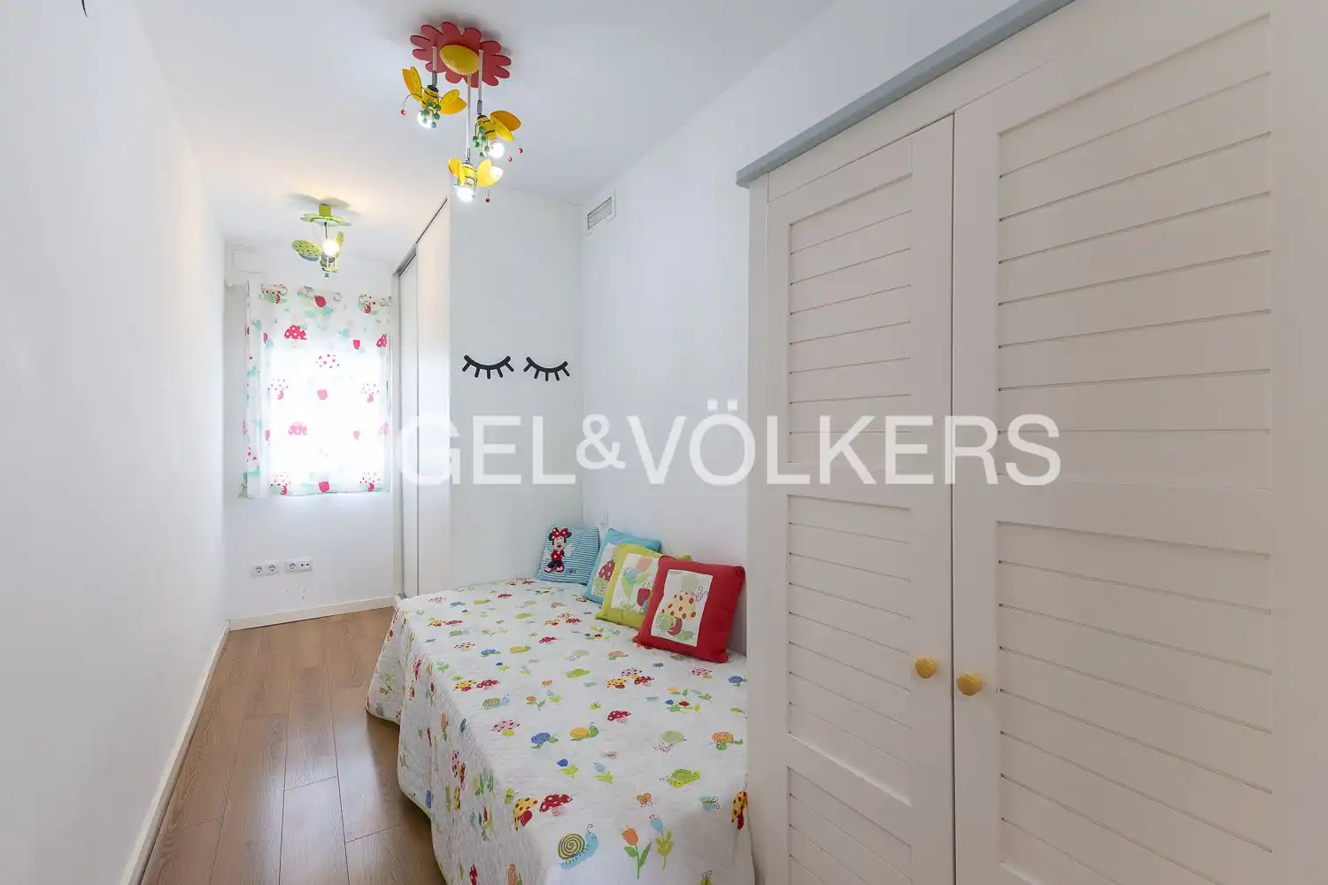 Piso con terraza en alquiler en Avinguda Neptuno, imagen 18