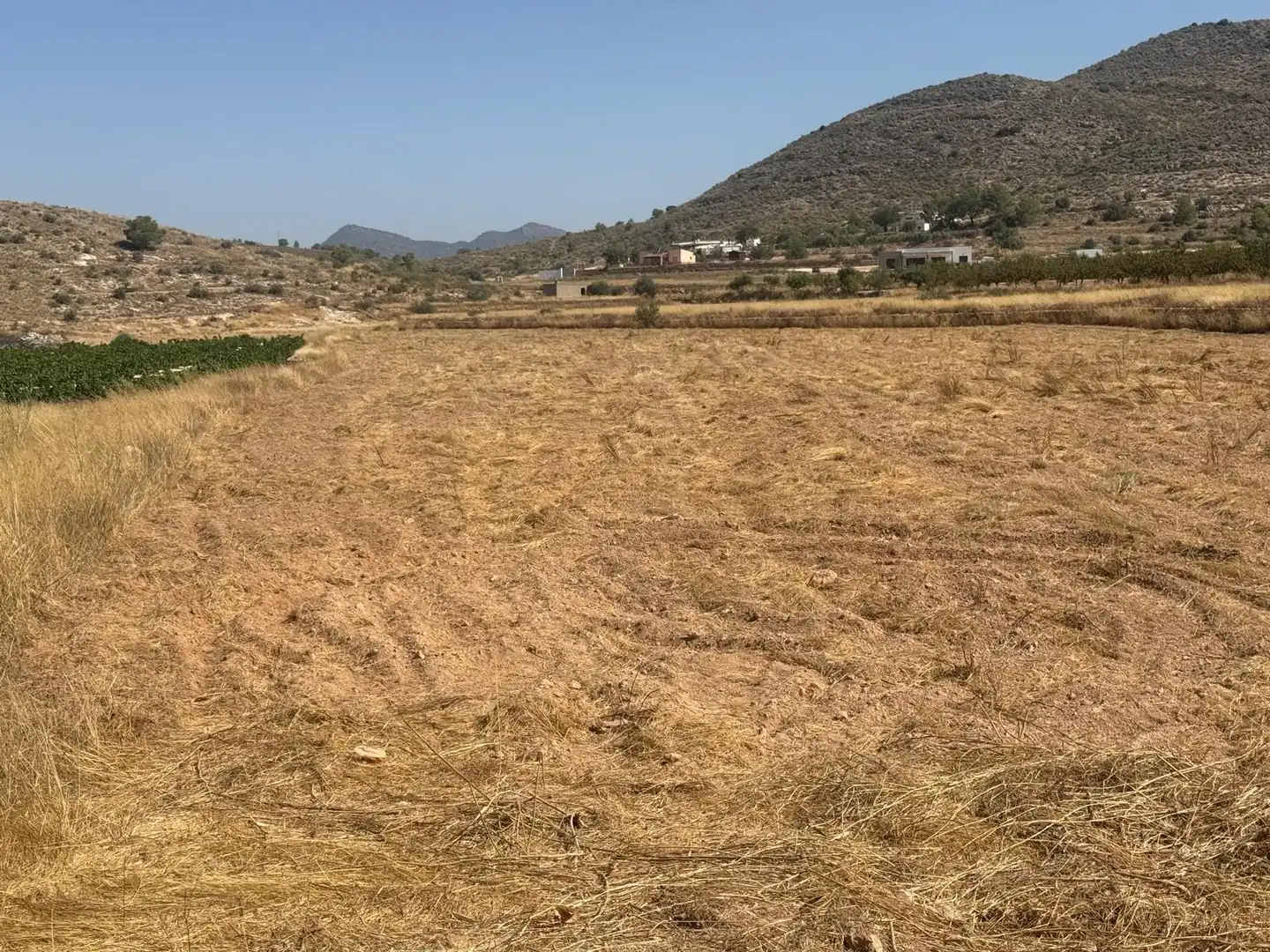Grundstücke zum Verkauf in Hondón de las Nieves / El Fondó de les Neus, Alicante