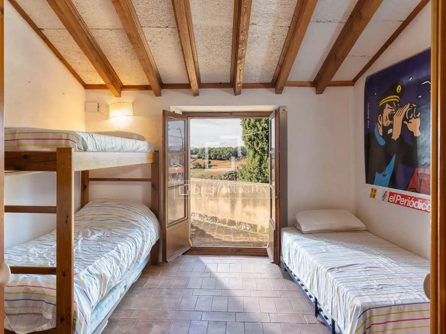 Habitación de Finca rústica en venta en Bàscara con Aire acondicionado, Calefacción y Jardín privado