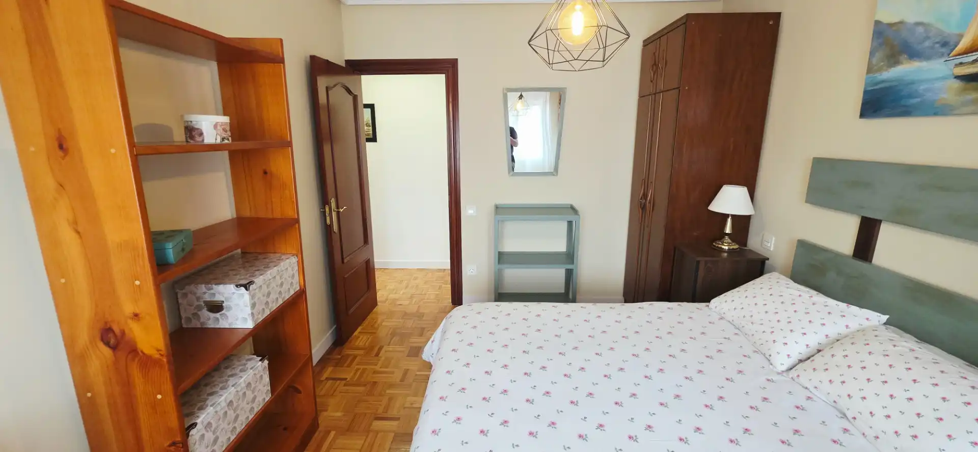 Bedroom of Flat for rent in Gijón   with Heating, Parquet flooring and Furnished