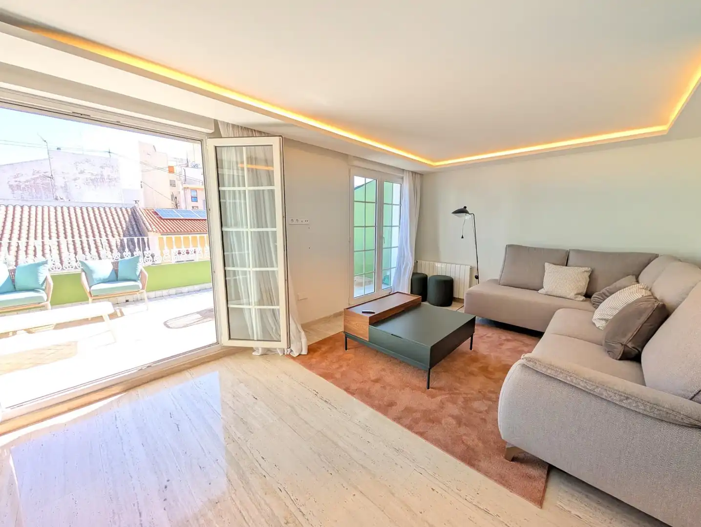 Sala d'estar de Dúplex en venda en Gandia amb Aire condicionat, Terrassa i Traster