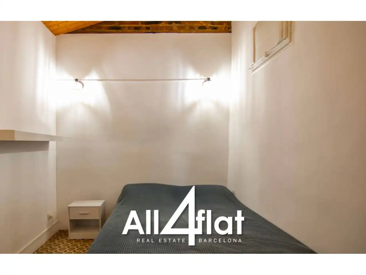 Schlafzimmer von Wohnung zur Miete in L'Hospitalet de Llobregat mit Klimaanlage, Privatgarten und Möbliert