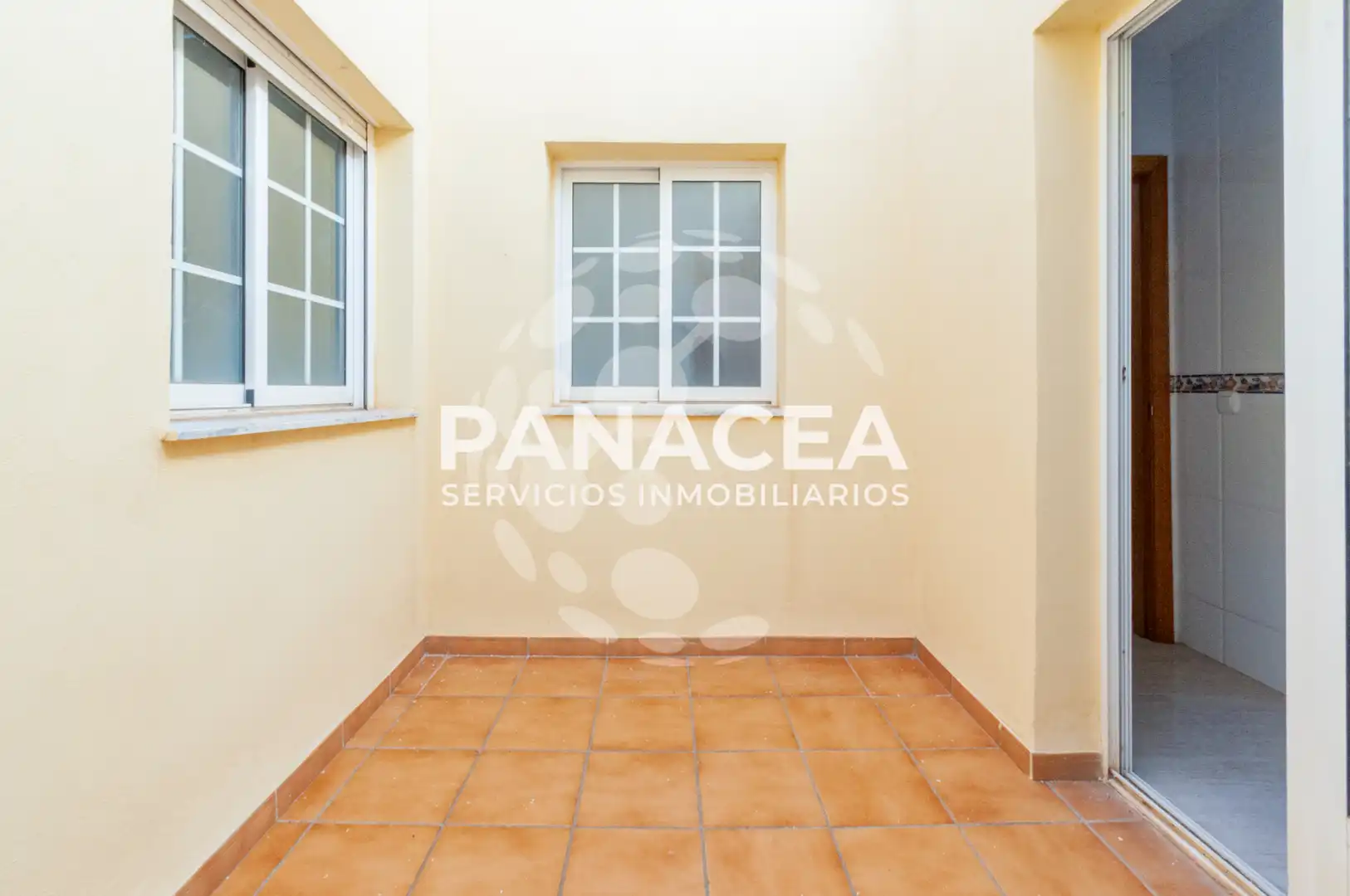 Vista exterior de Casa o xalet en venda en Vícar amb Terrassa i Balcó