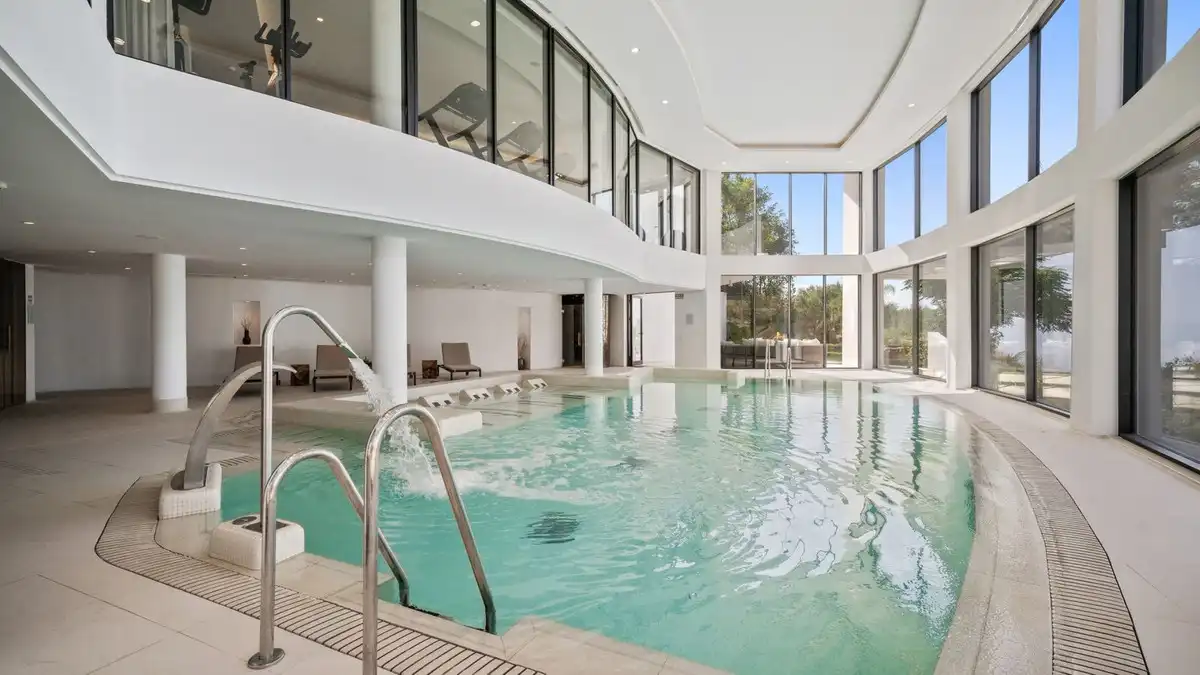 Piscina de Piso en venta en Marbella con Terraza y Piscina