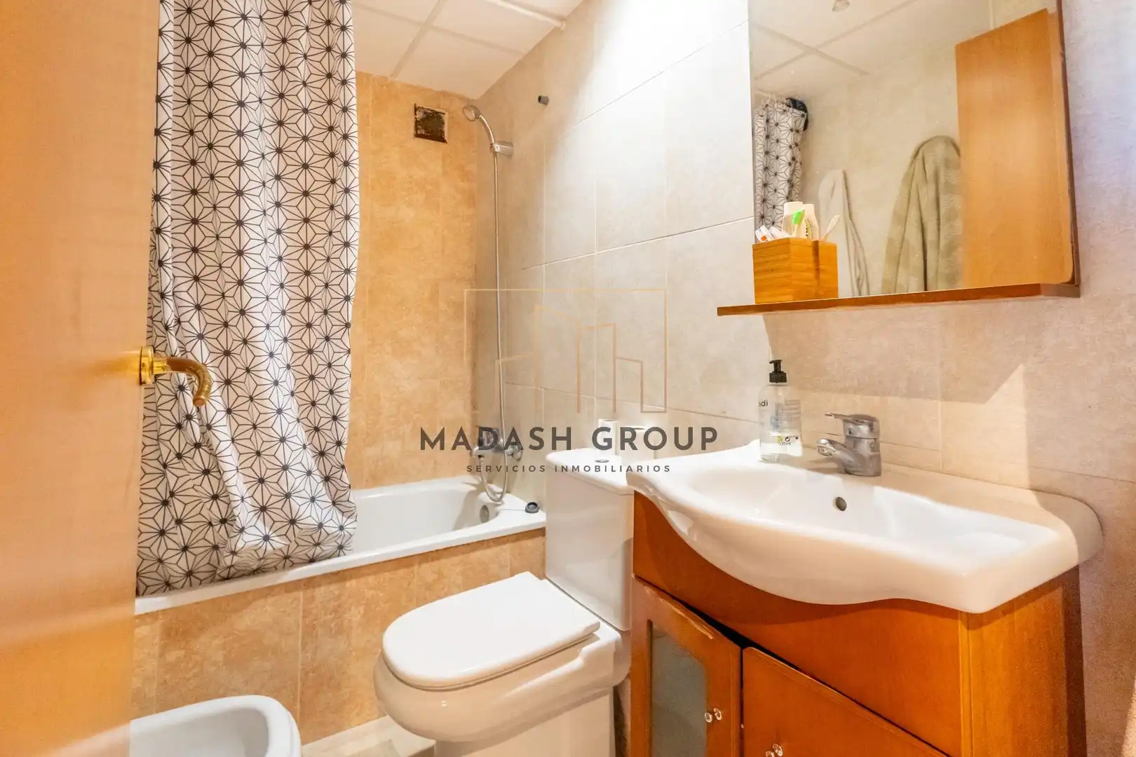 Badezimmer von Dachboden zum Verkauf in Reus mit Klimaanlage, Heizung und Terrasse