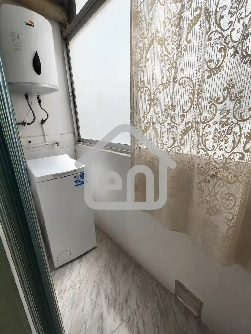 Bany de Pis en venda en Requena amb Aire condicionat, Calefacció i Balcó