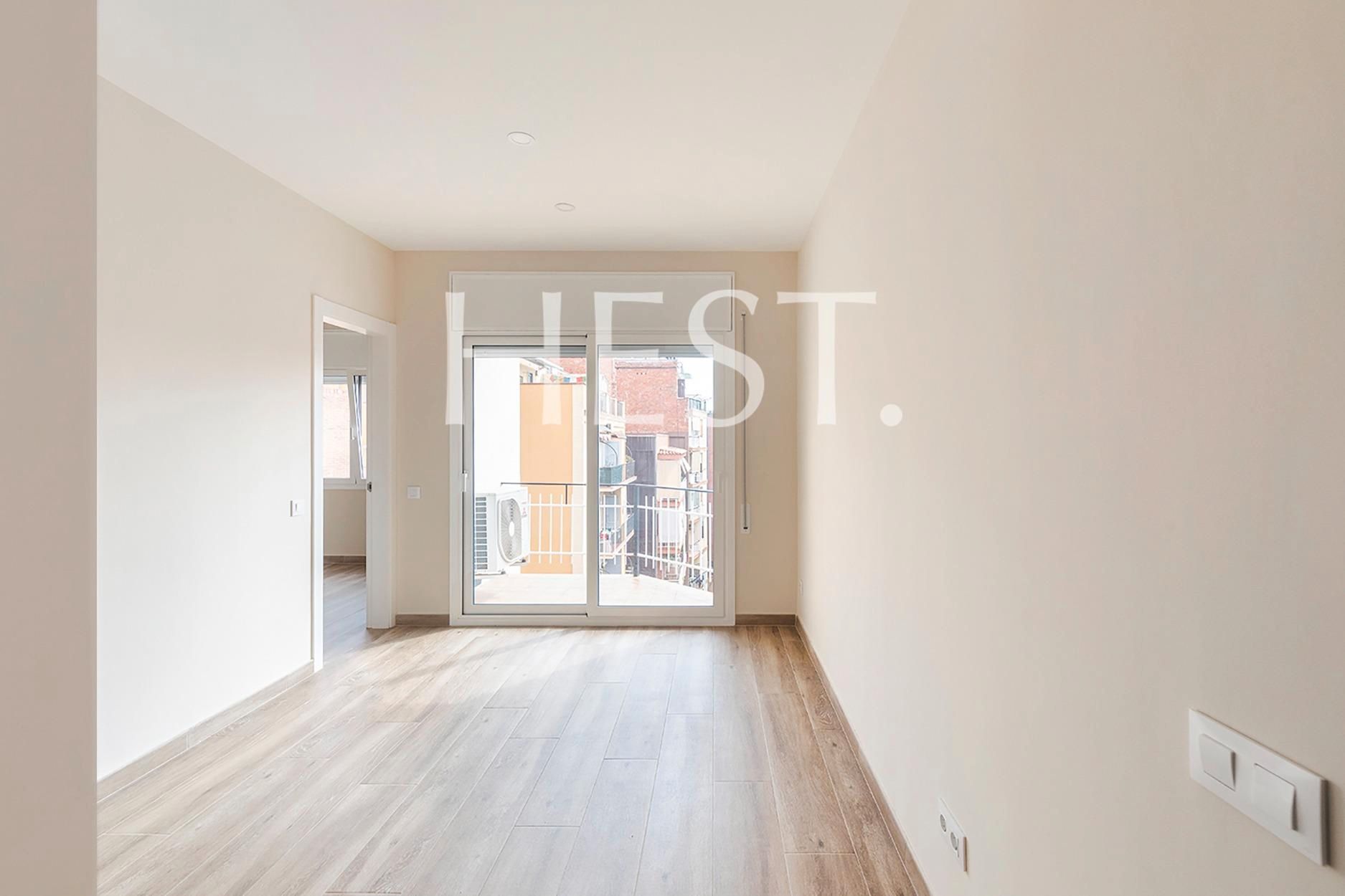 Bedroom of Flat for sale in  Barcelona Capital  with Air Conditioner, Heating and Oven