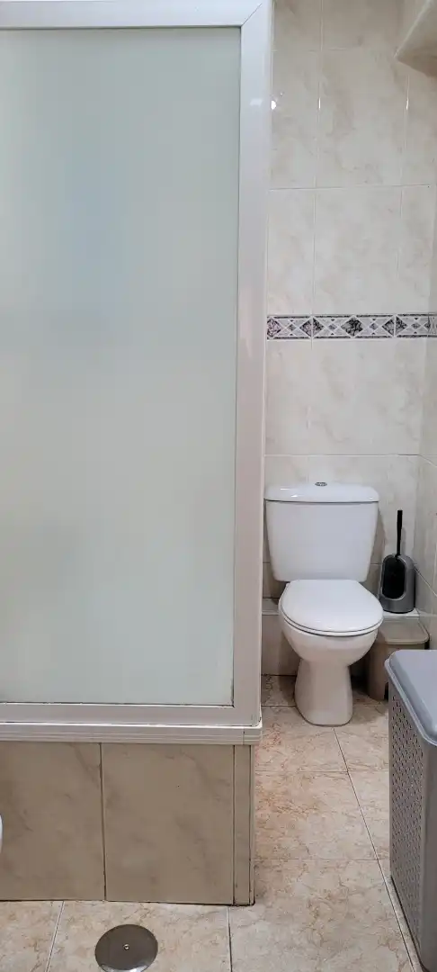 Badezimmer von Wohnung zur Miete in Cuenca mit Heizung, Möbliert und Ofen