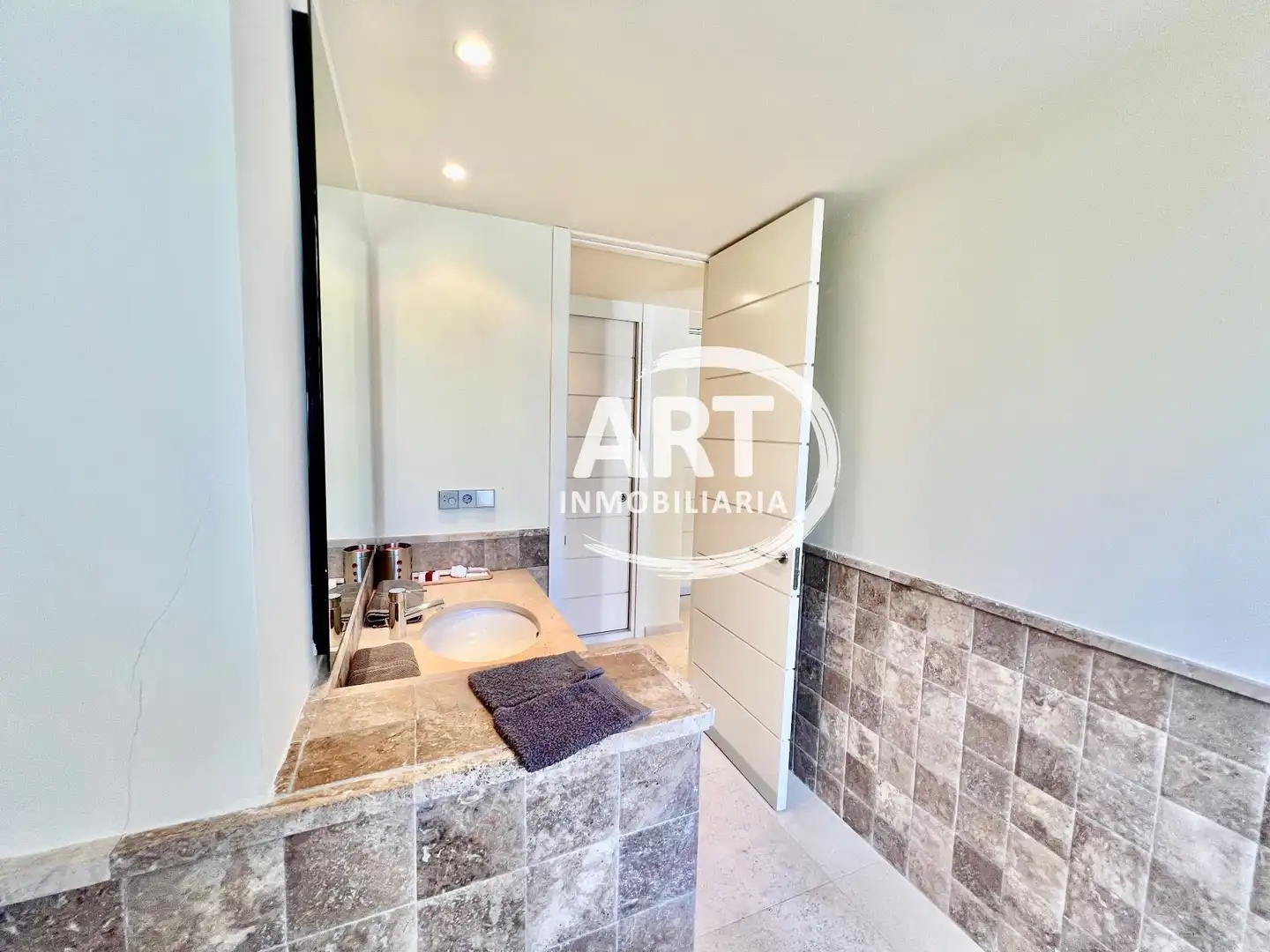 Bany de Apartament en venda en Benahavís amb Aire condicionat, Calefacció i Jardí privat