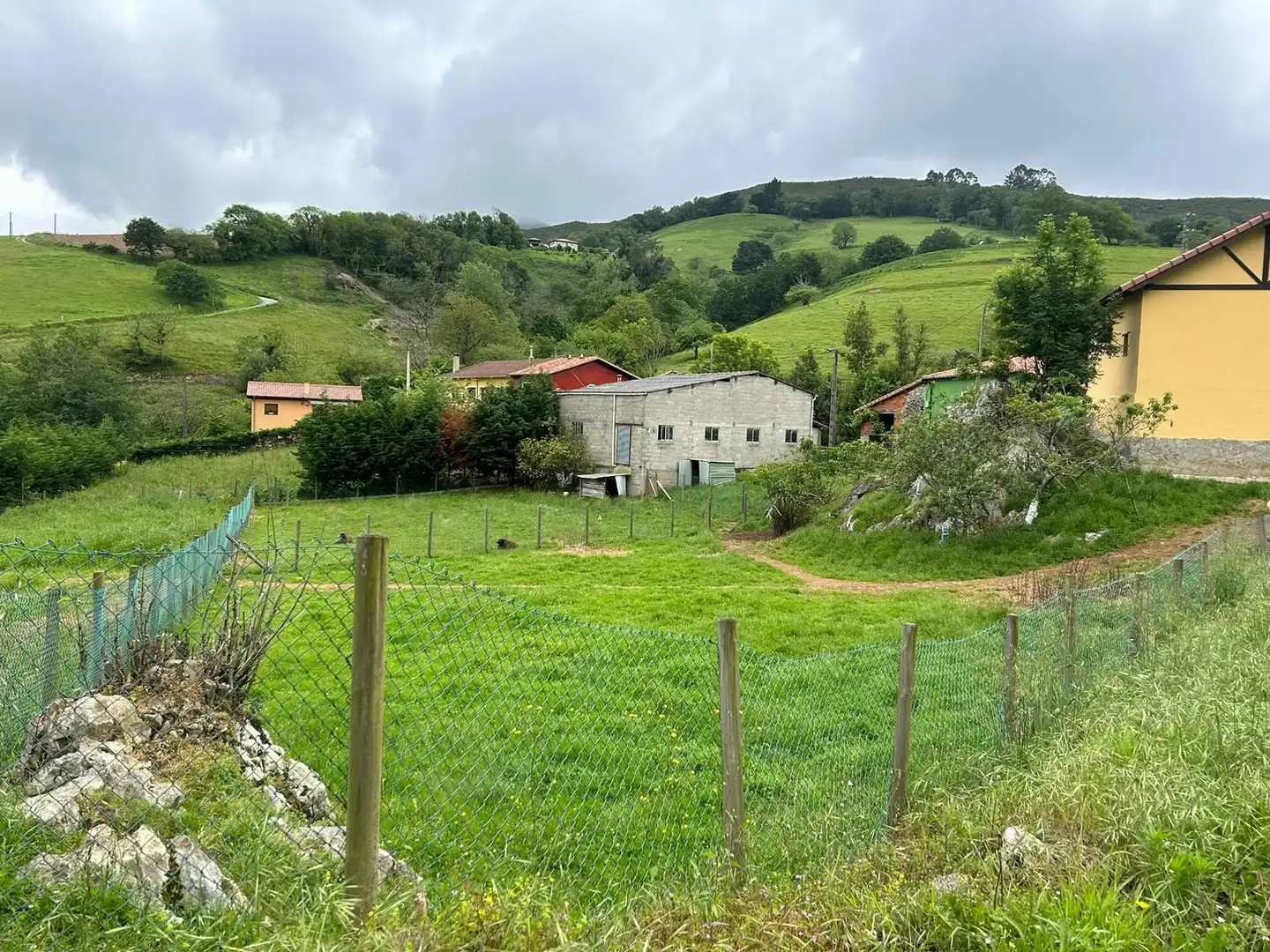 Terrenos y solares en venta en Parres, imagen 2
