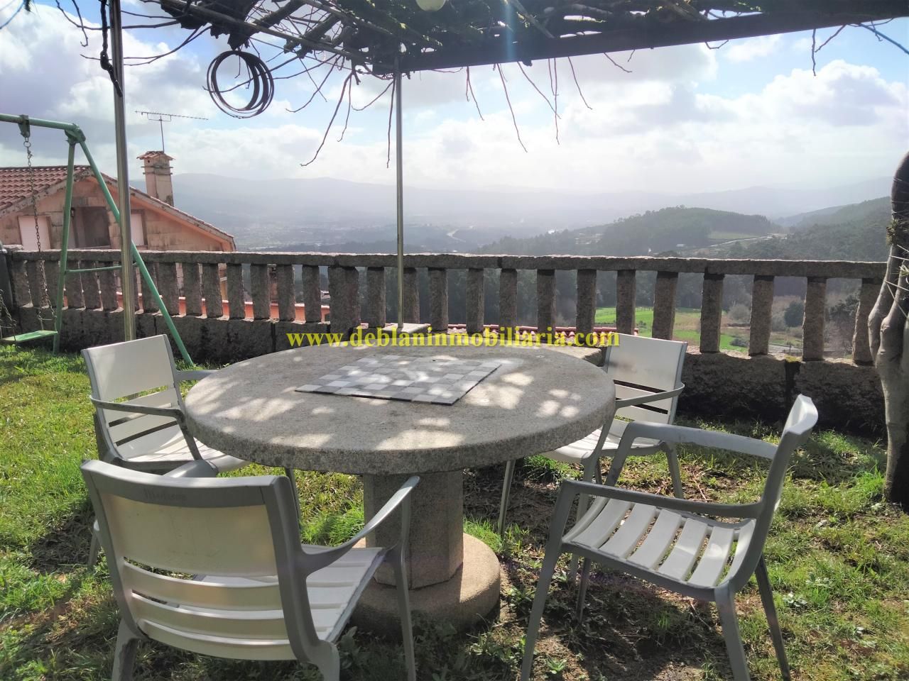 Terrassa de Casa o xalet de lloguer en Tui amb Jardí privat, Traster i Moblat