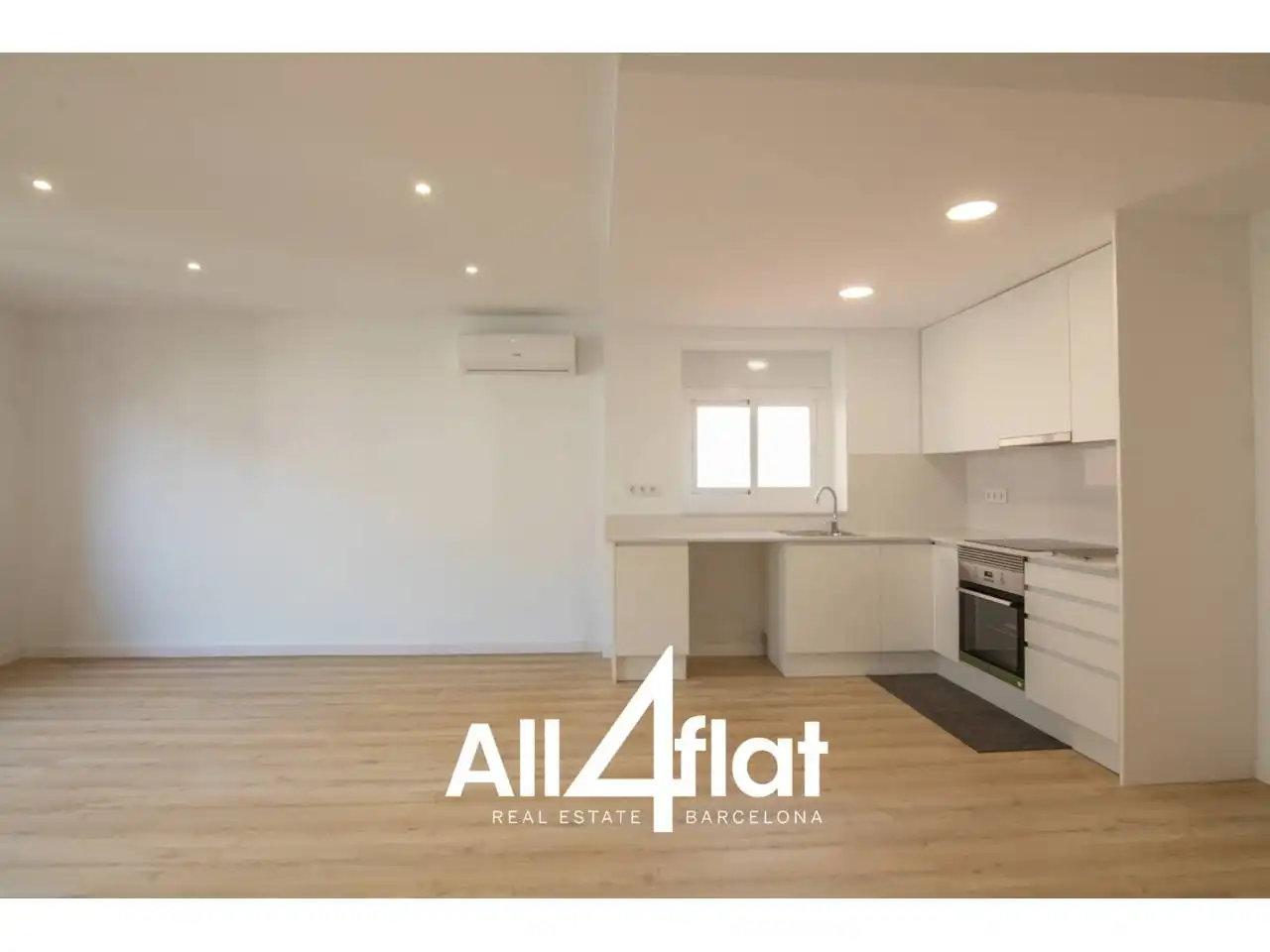 Küche von Maisonette zur Miete in Mataró mit Klimaanlage und Parkett